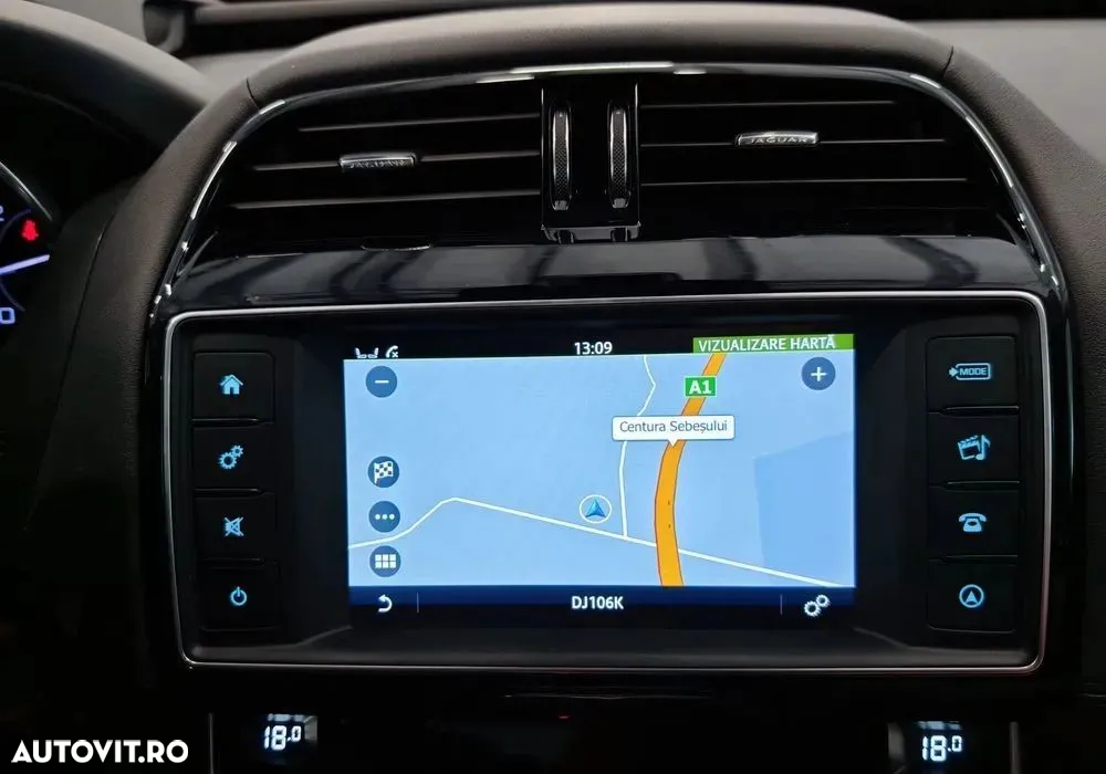 Jaguar XE 2.0 Prestige - 8