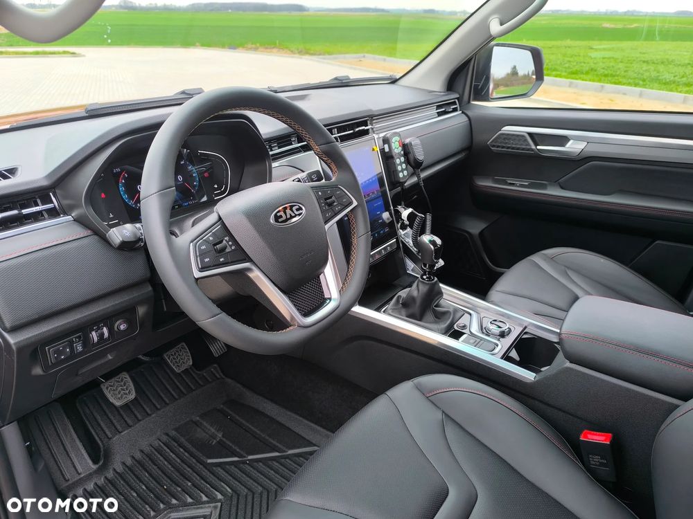 JAC T8 PRO SPECJALNY Strażacki Pożarniczy 4x4 - 11