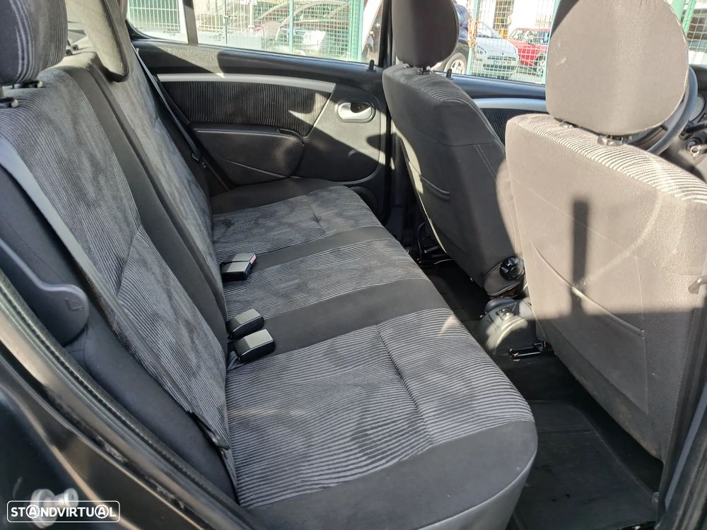 Dacia Sandero 1.5 dCi Confort - 23