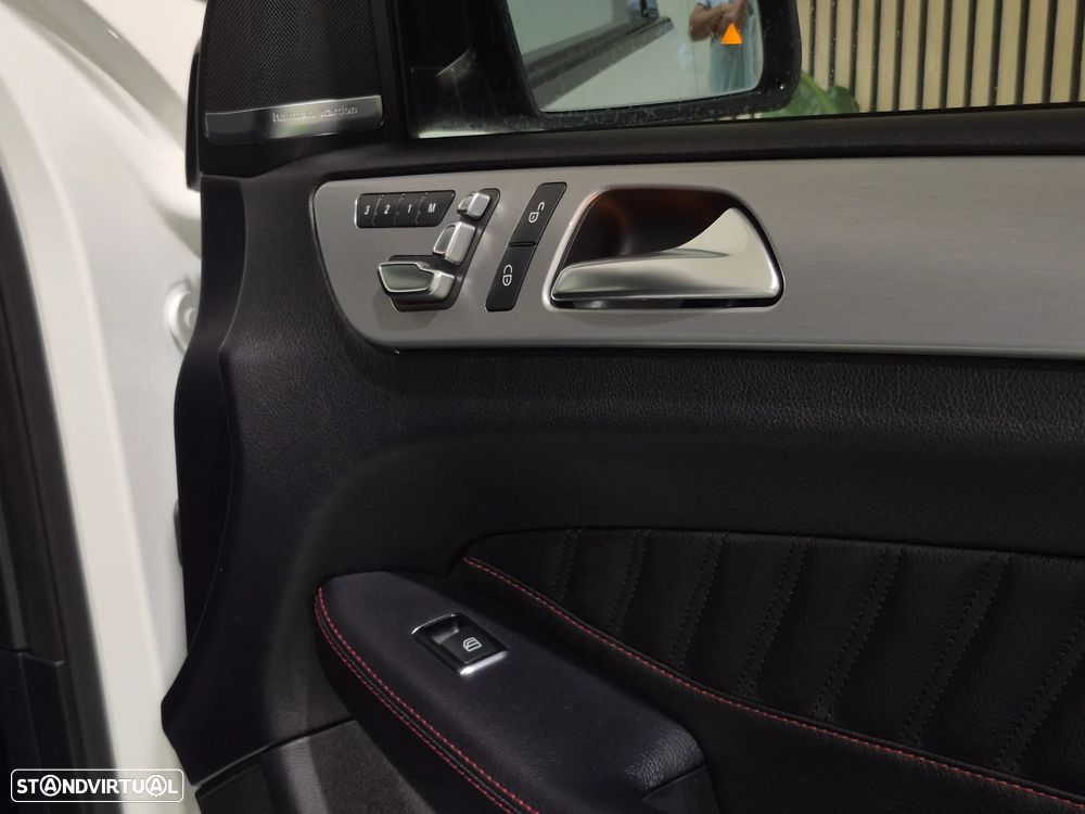Mercedes-Benz GLE 350 d 4Matic 9G-TRONIC AMG Line - 24