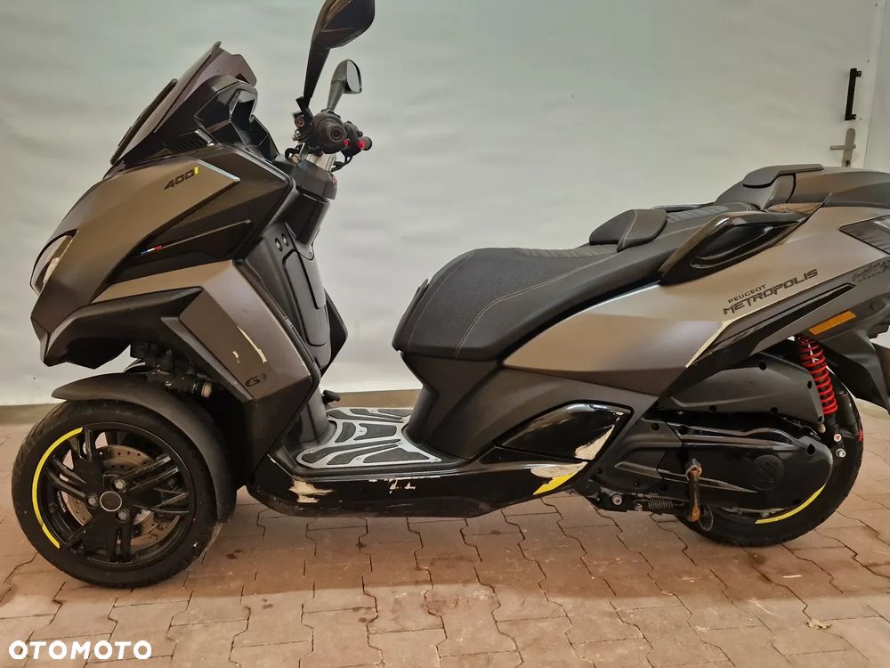 Peugeot Metropolis - 4