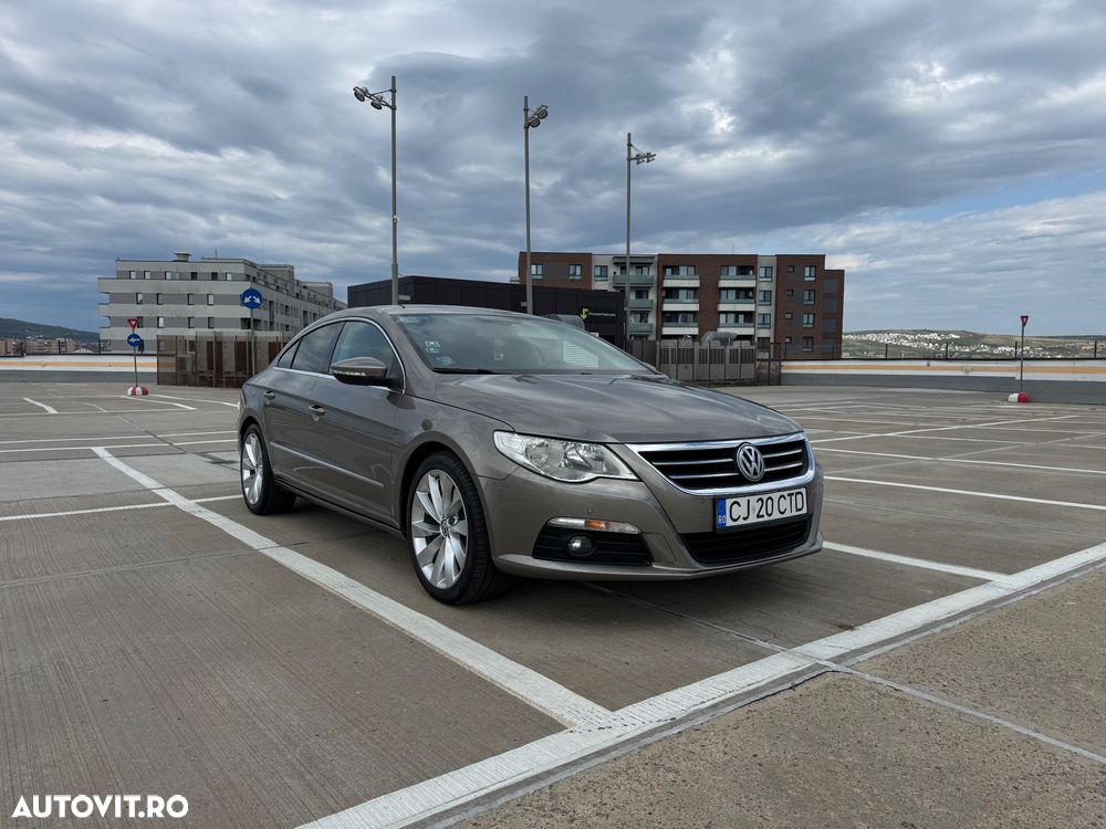 Volkswagen Passat 2.0 TDI DSG Comfortline - 11