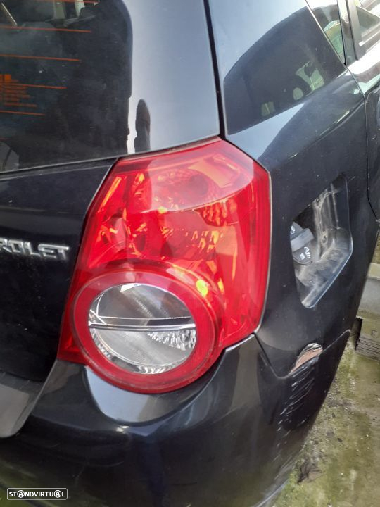 farolins chevrolet aveo - 2