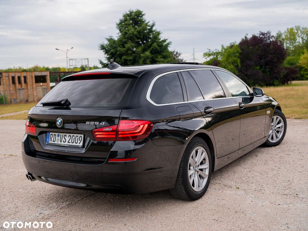 BMW Seria 5 525d Modern Line - 16
