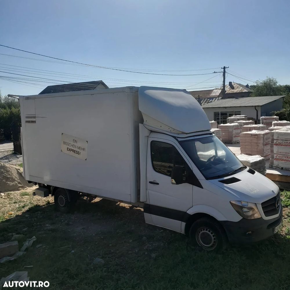 Mercedes-Benz Sprinter - 5