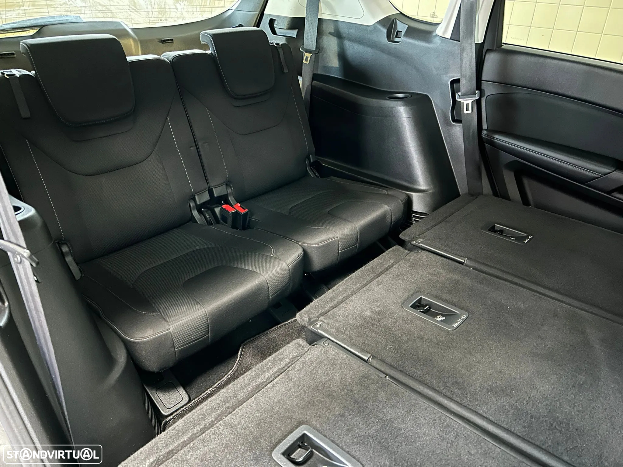 Ford S-Max 2.0 TDCi Titanium AWD - 23