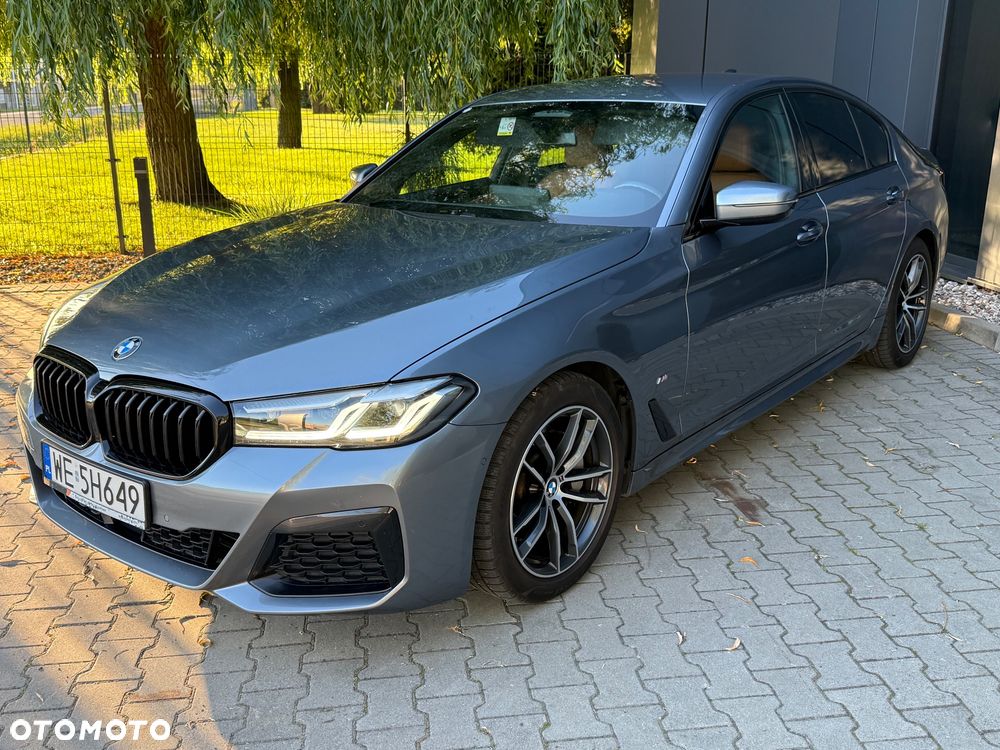 BMW Seria 5 530i xDrive mHEV M Sport sport - 2
