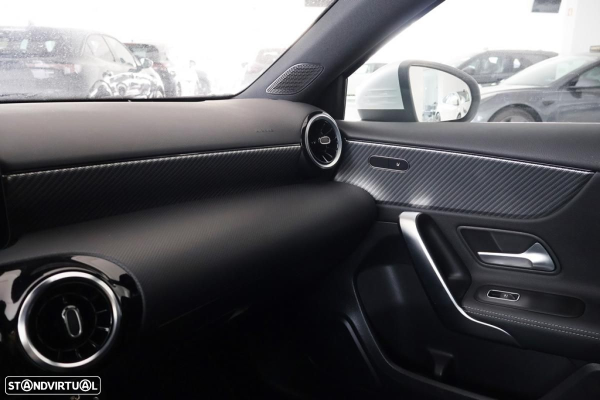 Mercedes-Benz A 250 e - 25