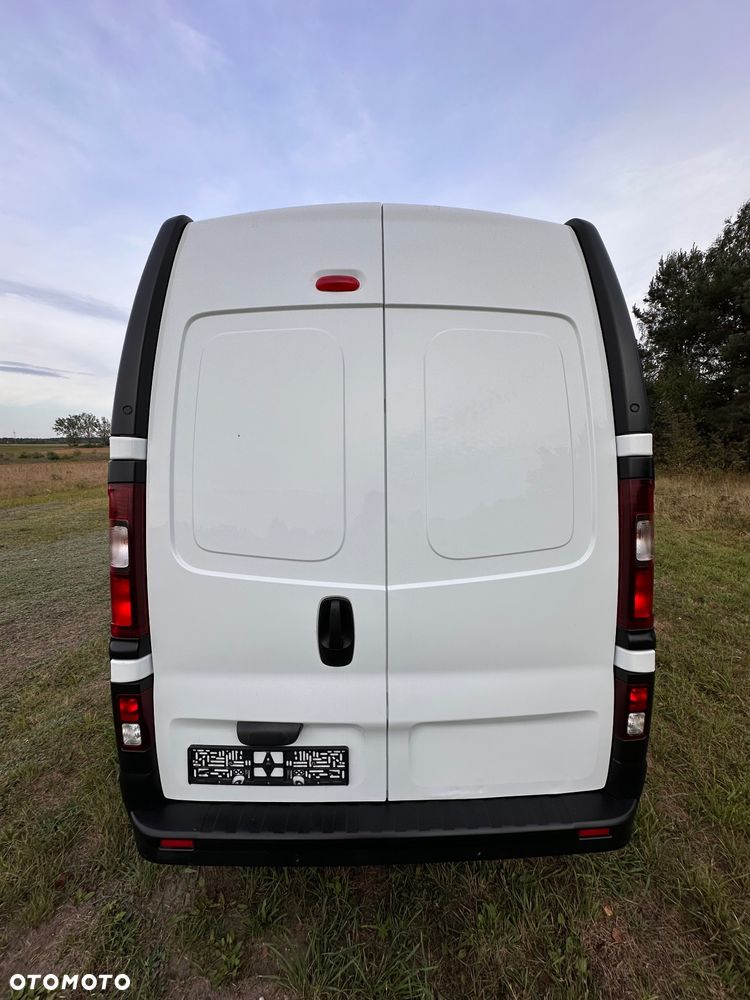 Renault Trafic - 8