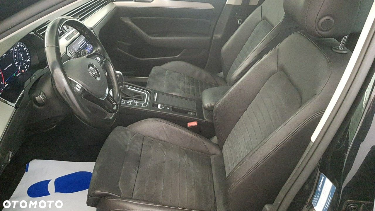 Volkswagen Passat - 20