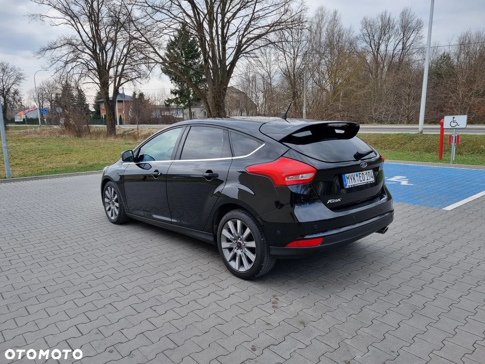 Ford Focus 2.0 TDCi Titanium ASS - 4