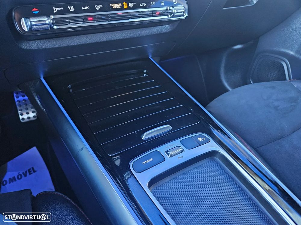 Mercedes-Benz GLA 250 e AMG Line - 40