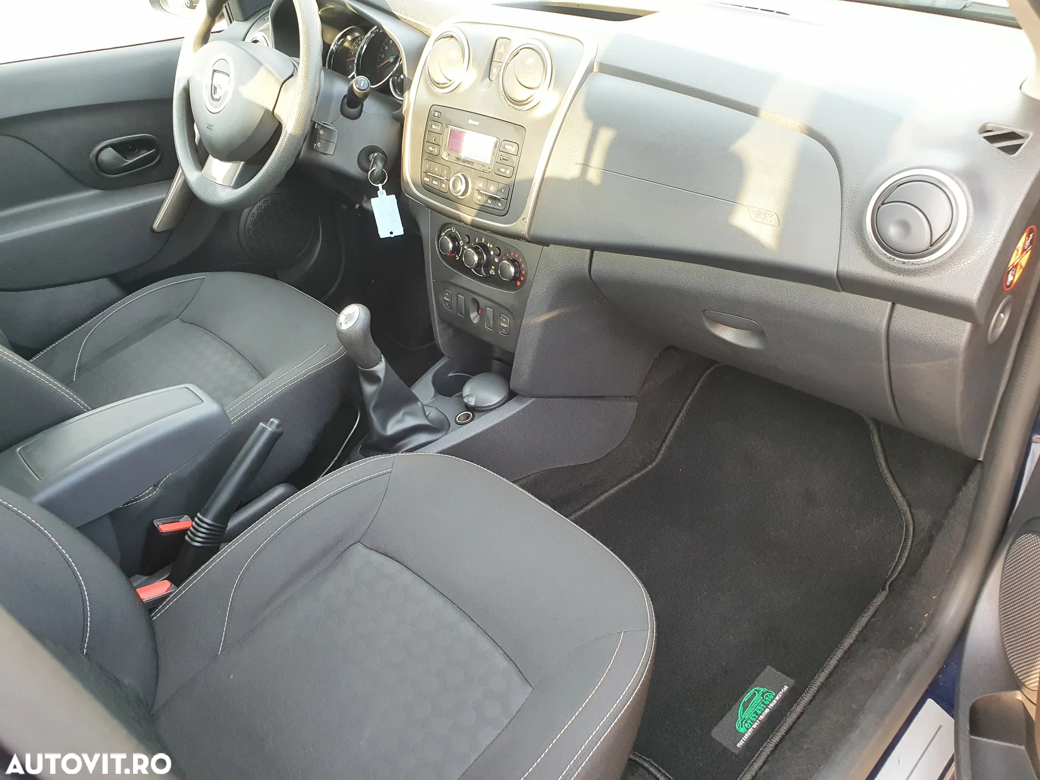 Dacia Logan 0.9 TCe Laureate - 14