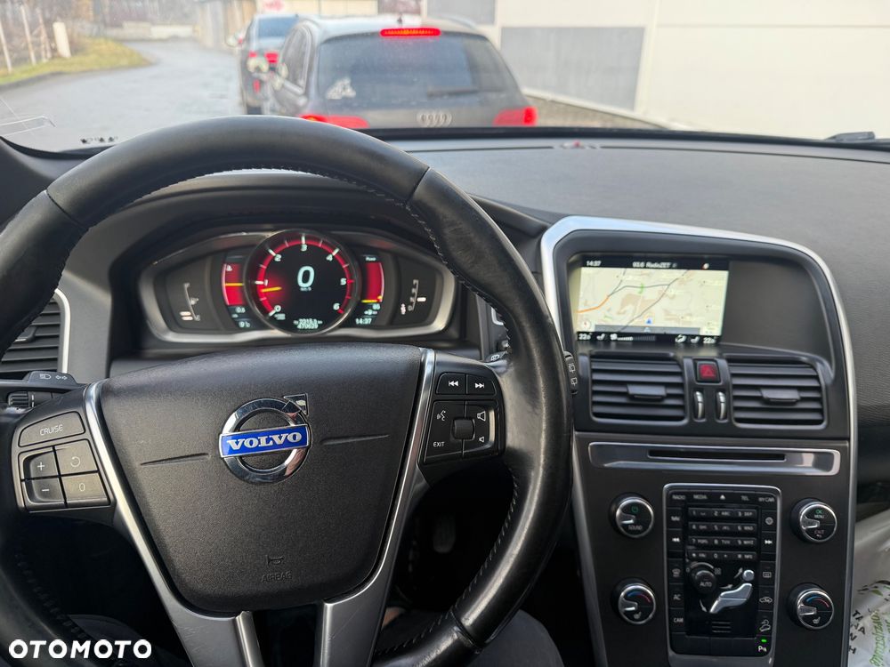 Volvo XC 60 D5 AWD Summum - 7