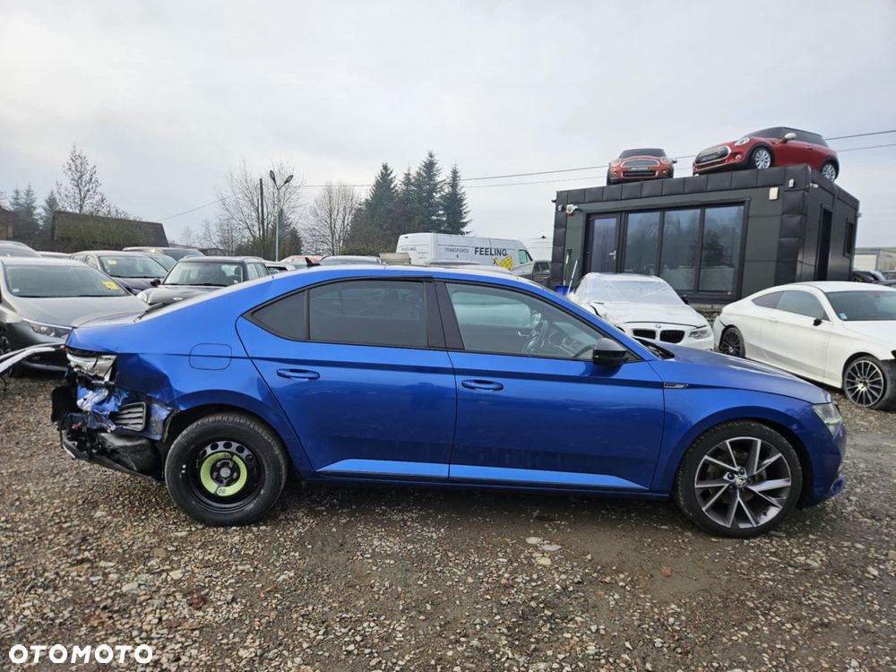 Skoda Superb 2.0 TDI SCR Sportline DSG - 6