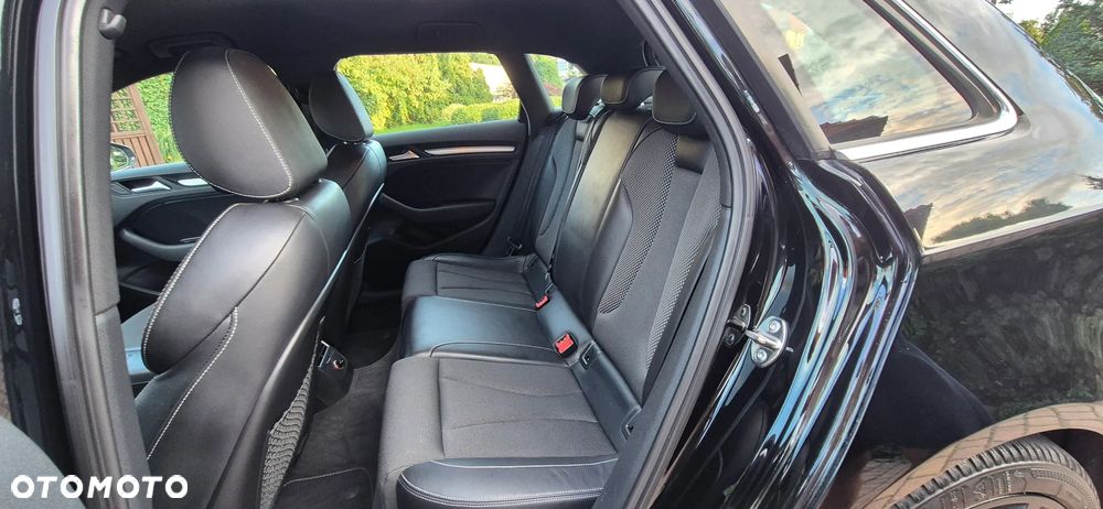 Audi A3 Sportback 2.0 TDI (clean diesel) S tronic S line Sportpaket - 27