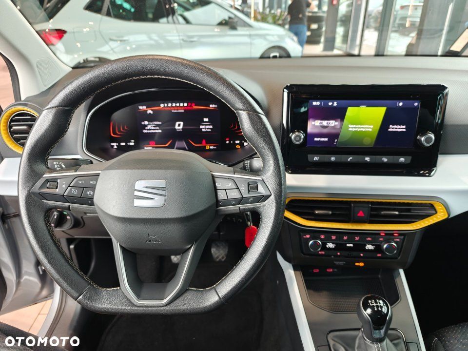 Seat Arona - 13