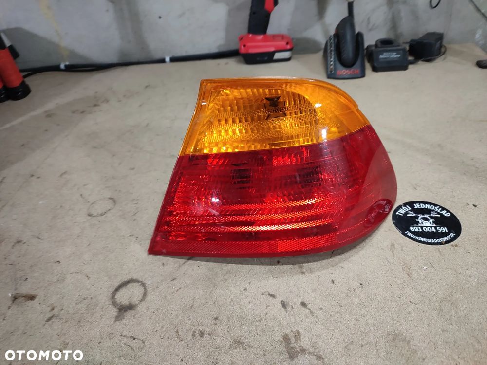 Lampa tył BMW E46 - 1