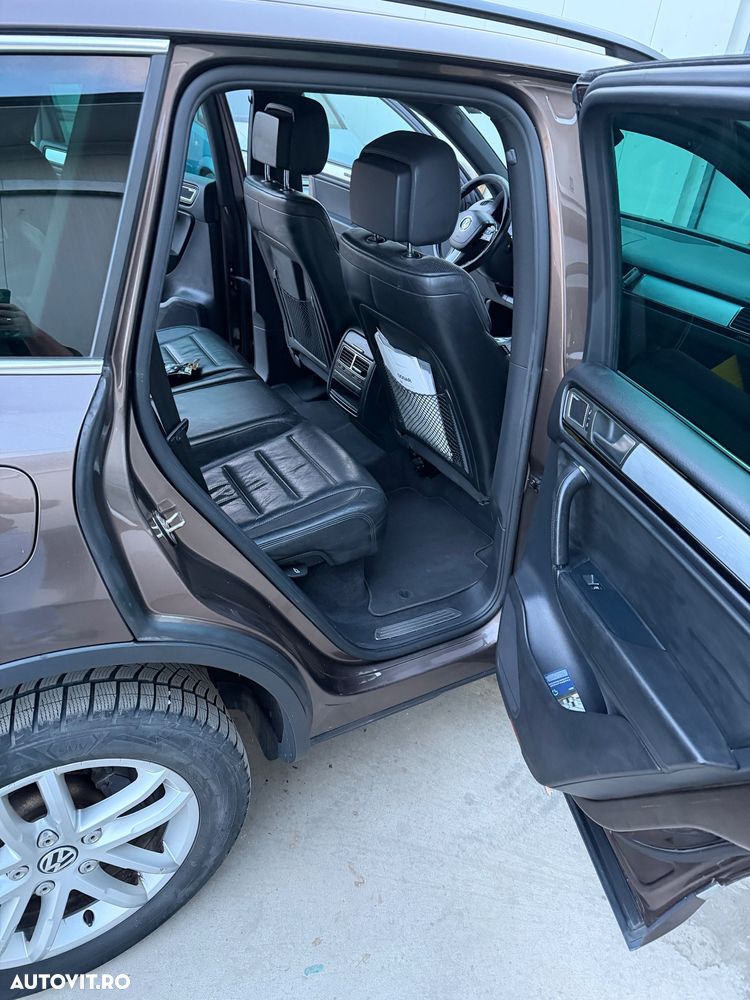 Volkswagen Touareg - 13