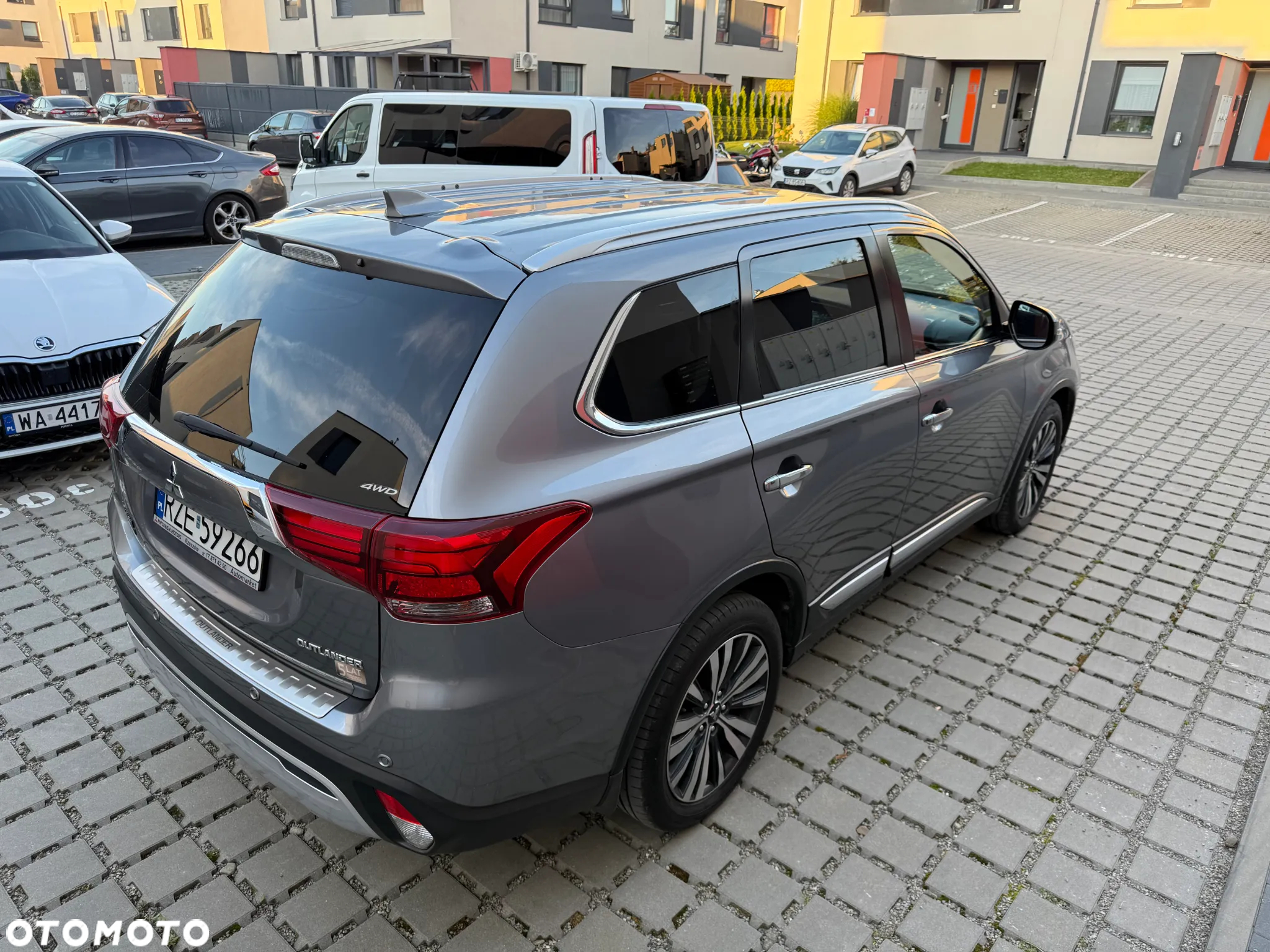 Mitsubishi Outlander 2.0 Intense Comfort 4WD CVT - 15