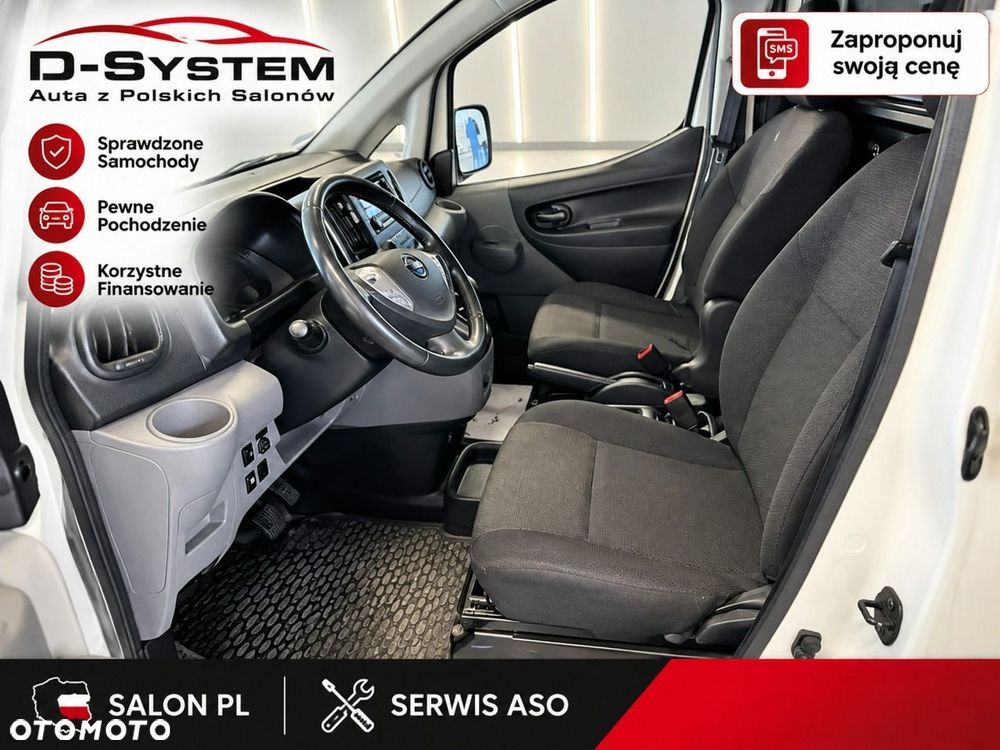 Nissan E-NV200 - 12