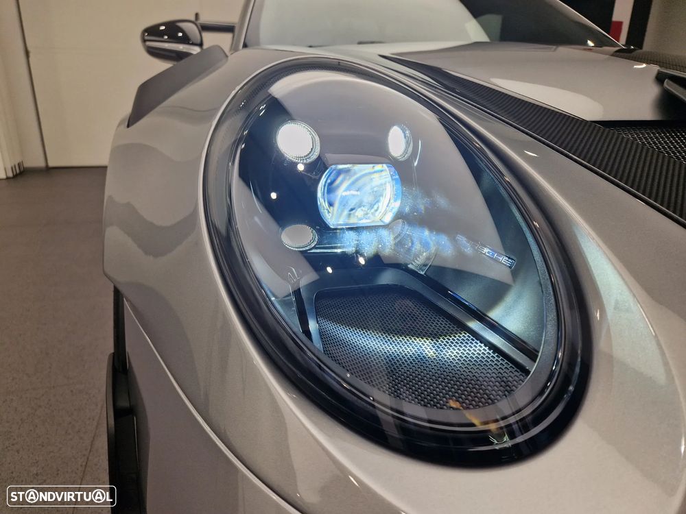 Porsche 911 (992) GT3 RS - 12