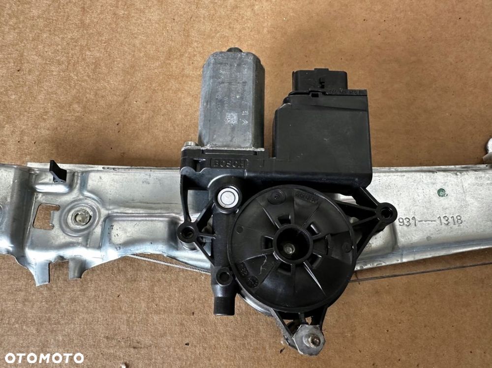 Citroen C3 Elektryczny podnośnik szyby drzwi tylnych Tył Prawidłowy 2019 - 4