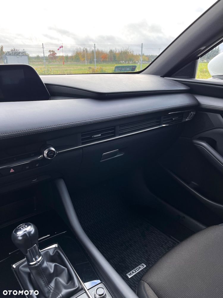 Mazda 3 - 11