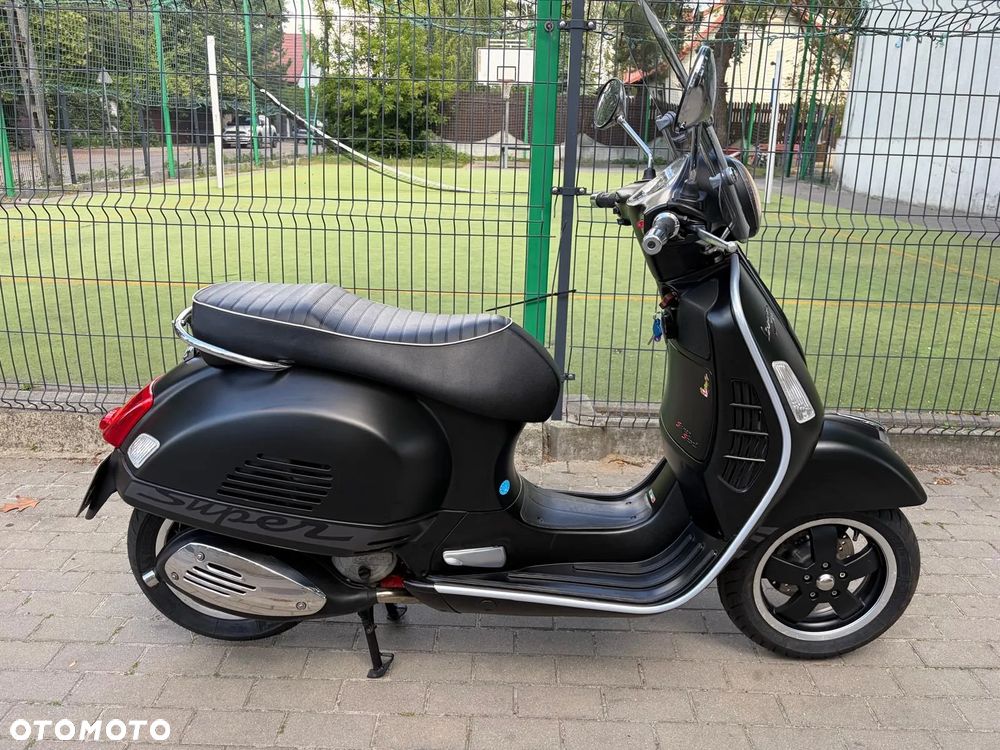 Vespa GTS - 3