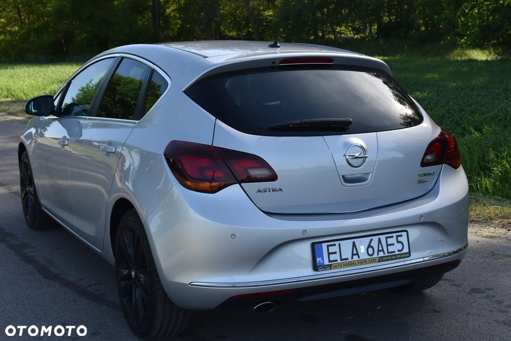 Opel Astra - 10