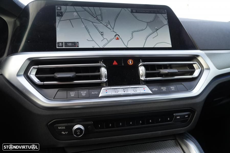 BMW 420 d Pack Desportivo M Auto - 25