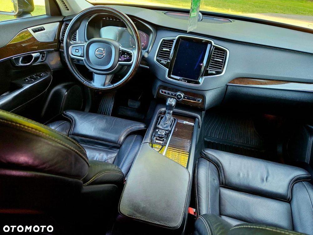 Volvo XC 90 D5 SCR AWD Inscription - 19