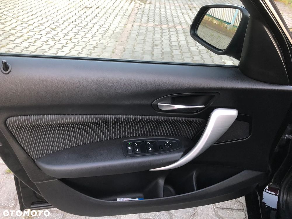 BMW Seria 1 116d - 10