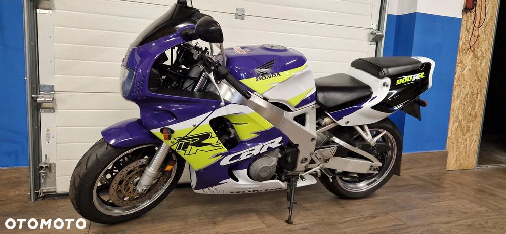 Honda CBR - 21