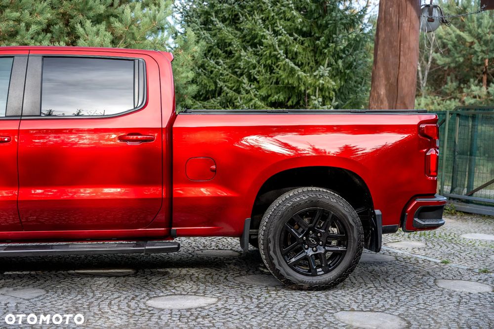 Chevrolet Silverado - 10