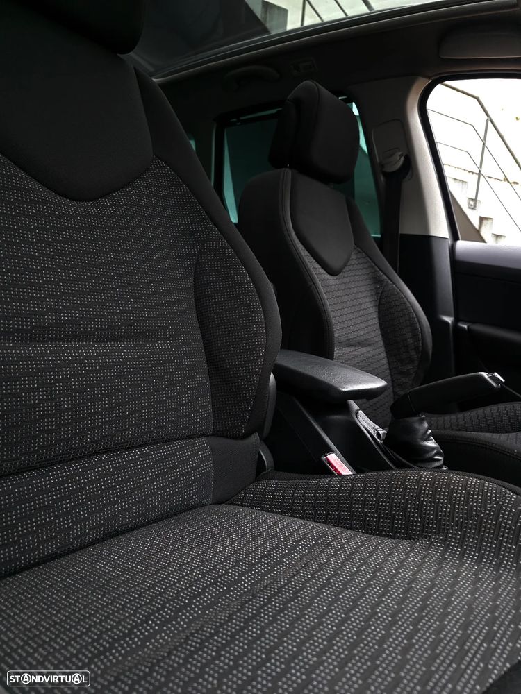 Peugeot 308 SW 1.6 HDi Sport CVM6 - 52