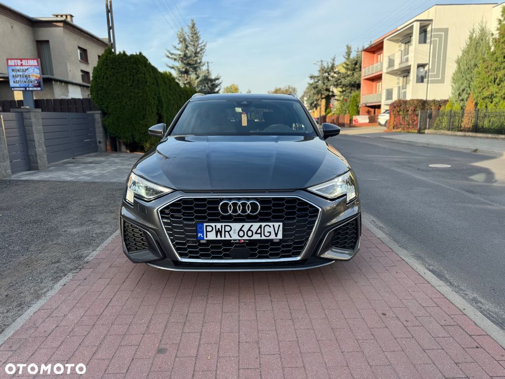 Audi A3 Sportback 1.4 TFSI e-tron S line Sportpaket - 4