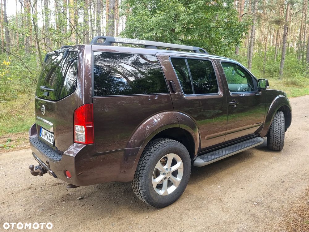 Nissan Pathfinder 2.5 dCi Platinum - 24