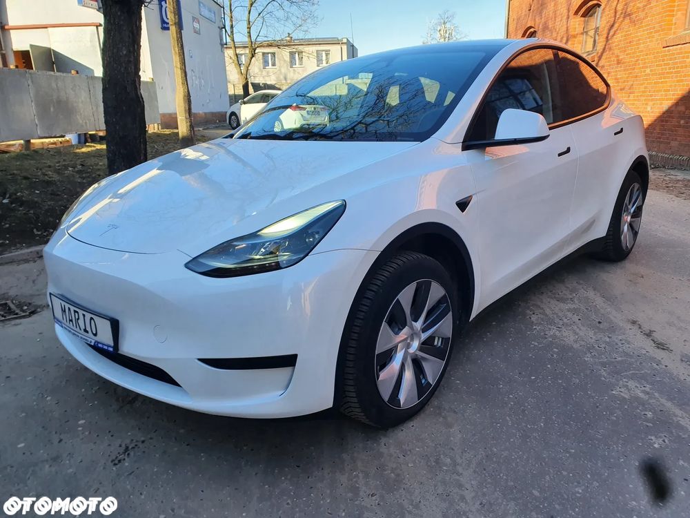 Tesla Model Y Long Range RWD - 6