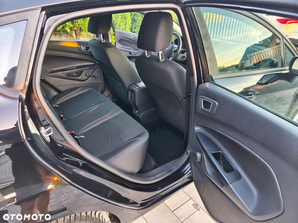 Ford Fiesta - 17