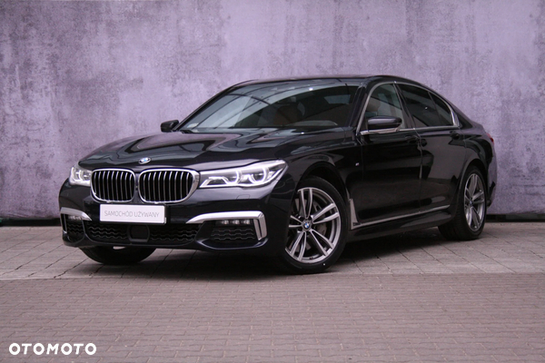 BMW Seria 7 750i xDrive