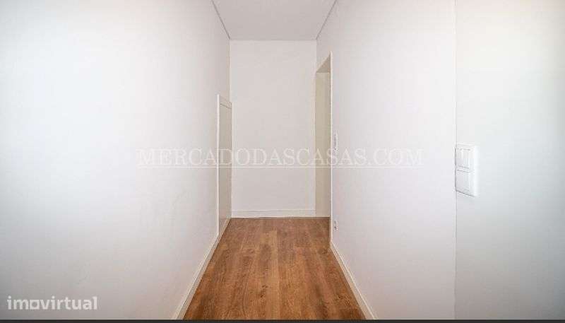 Apartamento totalmente remodelado - Grande imagem: 4/8
