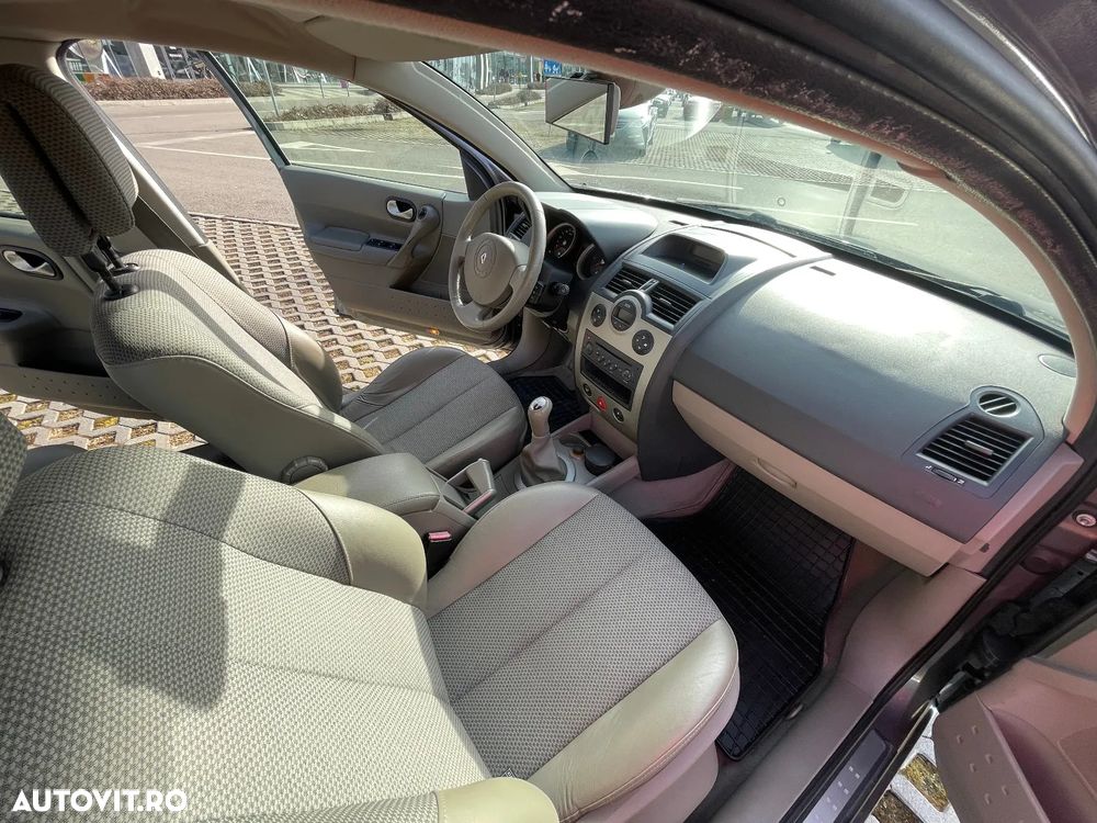 Renault Megane II 1.6 Influence - 10