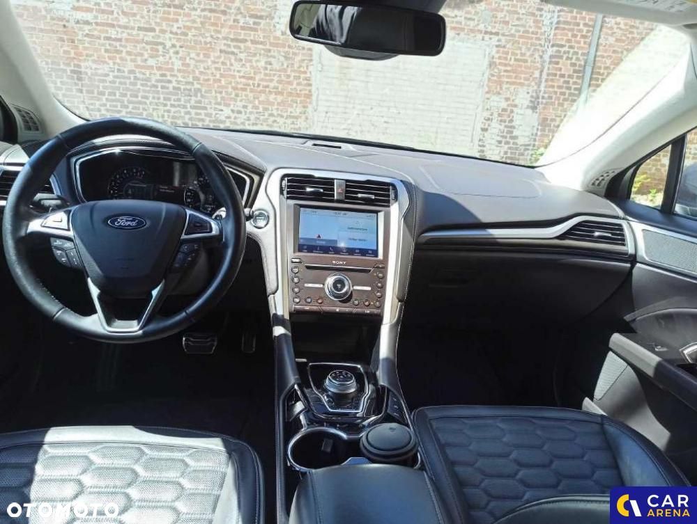 Ford Mondeo - 26