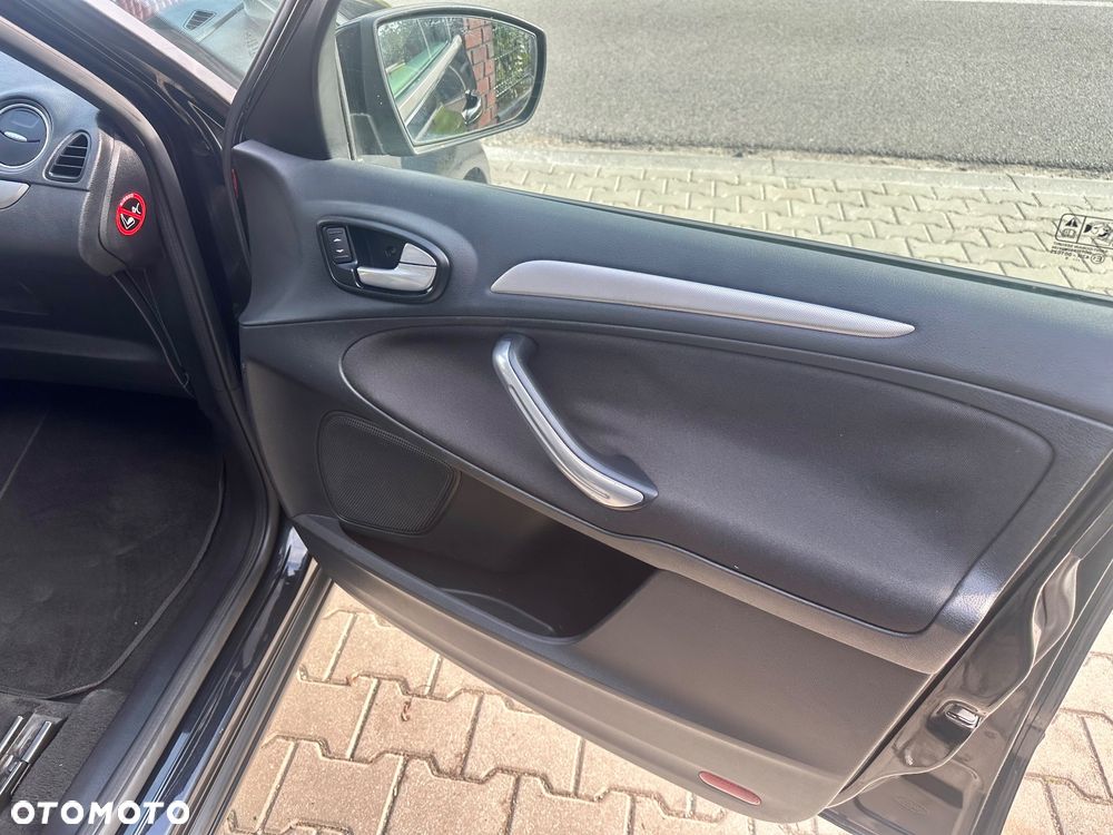 Ford S-Max 2.0 Ambiente - 16