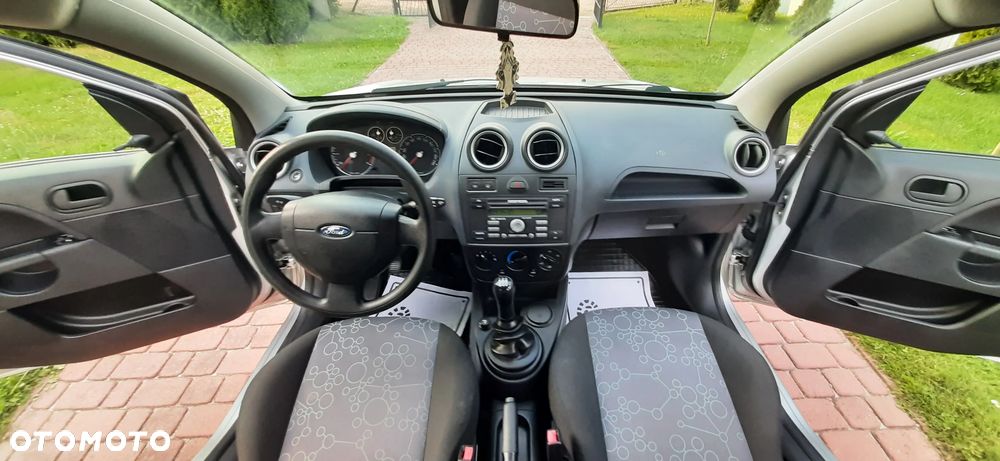 Ford Fiesta - 6