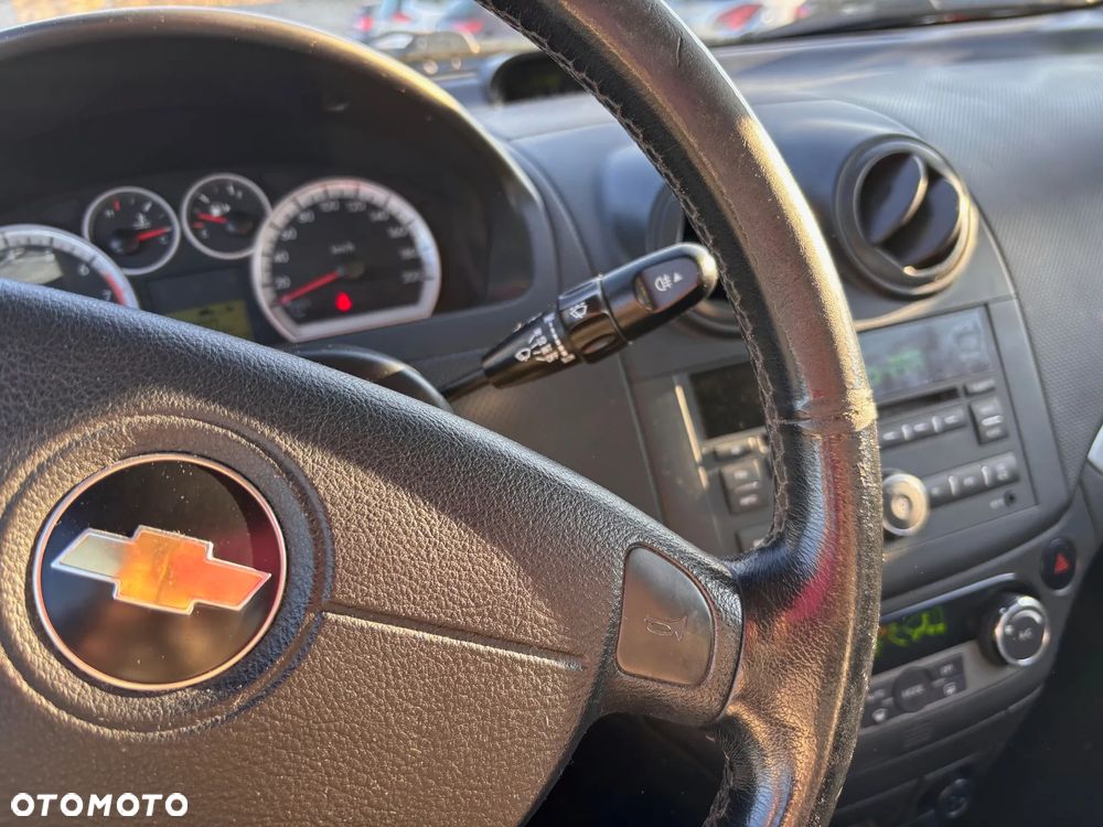 Chevrolet Aveo 1.4 LT - 27