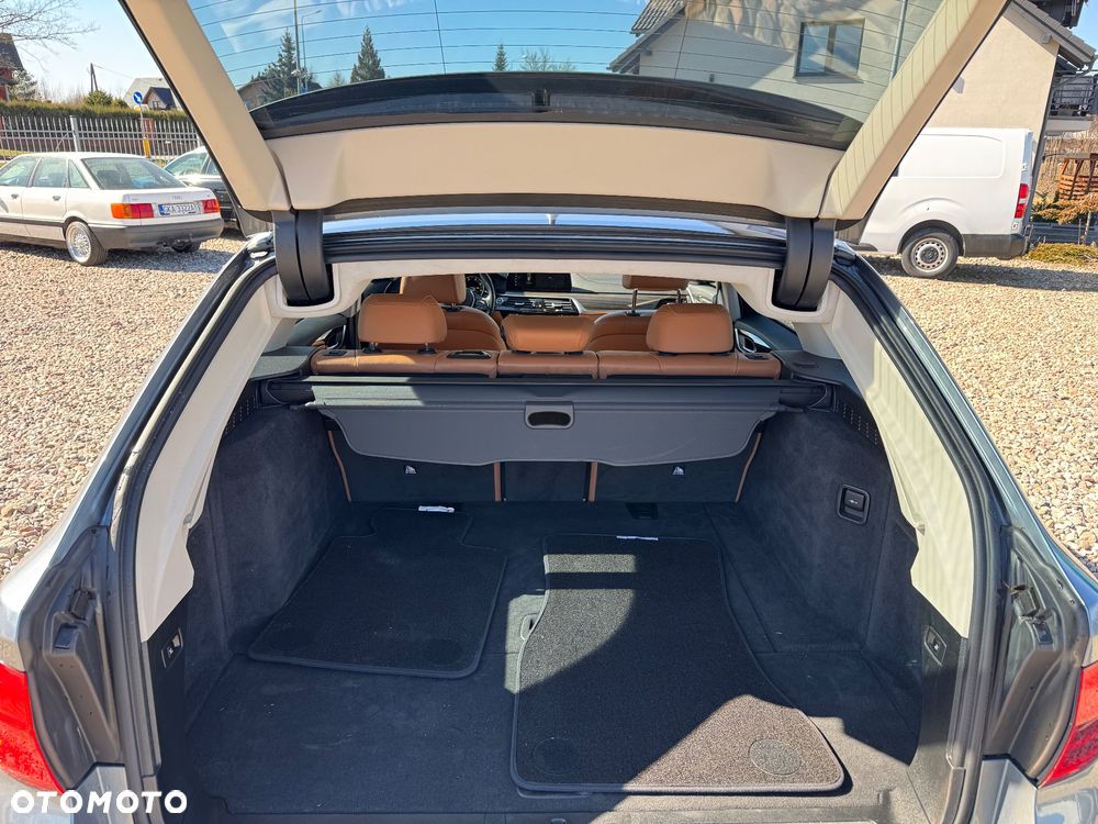 BMW Seria 5 520d Luxury Line sport - 26