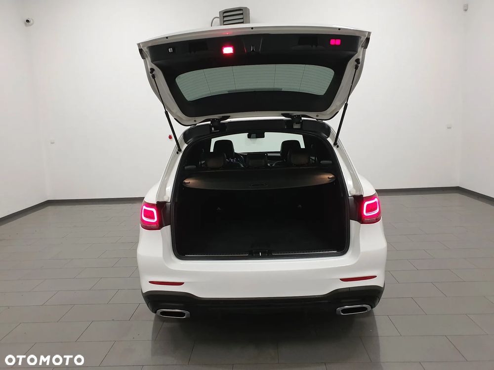 Mercedes-Benz GLC 220 d 4Matic 9G-TRONIC AMG Line Plus - 5