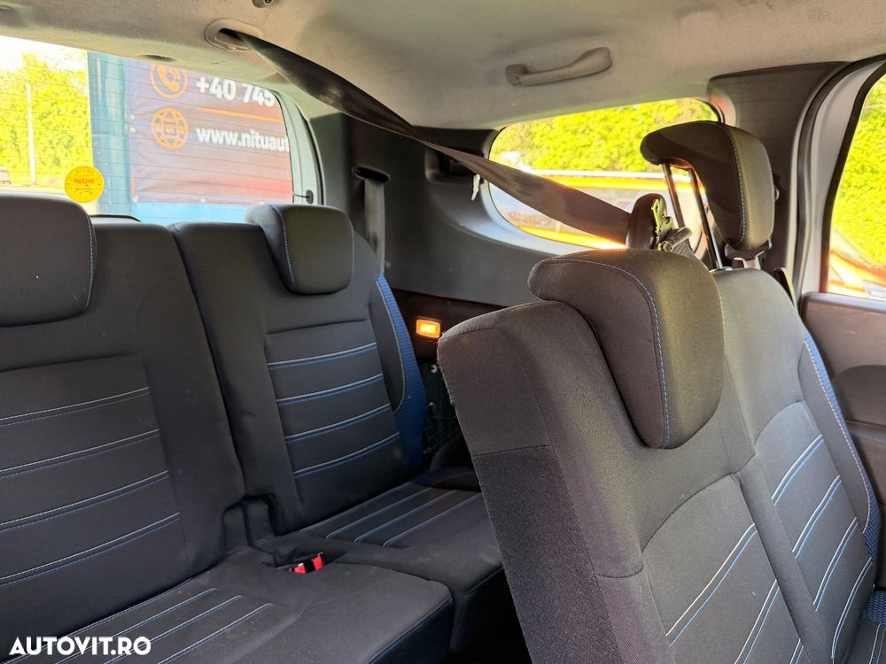 Dacia Lodgy 1.5 dCi Stepway - 5